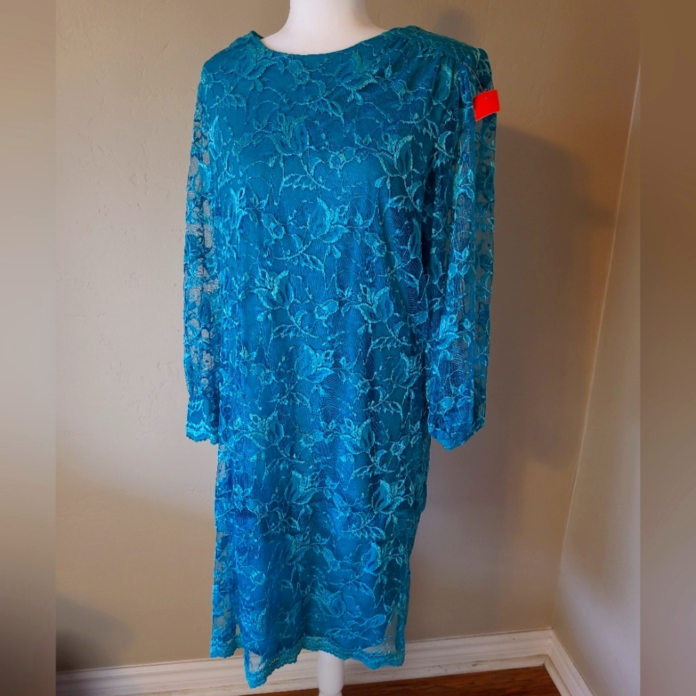 Dress Vintage 80s or 90s new without tags Size Xl or 16 1/2 turquoise lacey rose